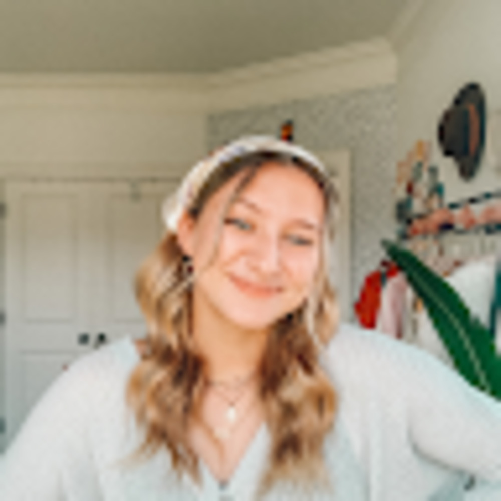 Meet your Posher, Amelia